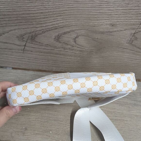 White and Gold Crossbody Fanny Belt Bag Women's - Picture 8 of 10